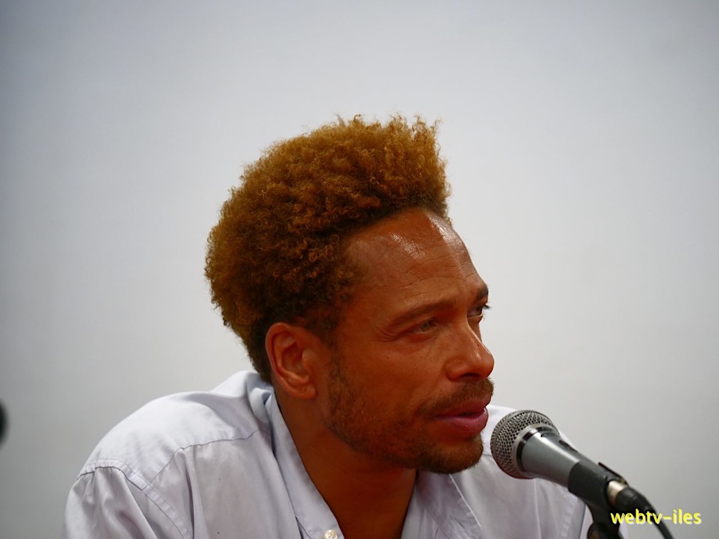 gary-dourdan08.jpg