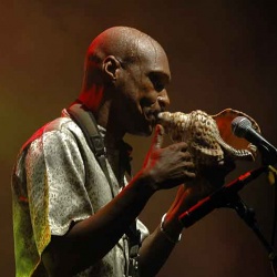 masekela-thuegot-theodat