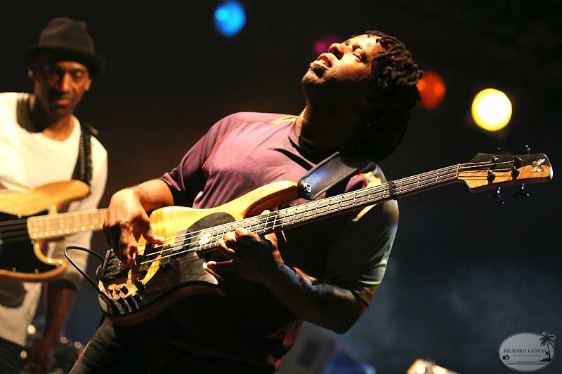 victor-wooten13.jpg
