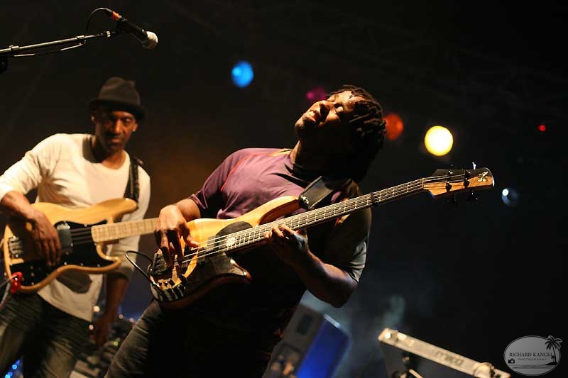 victor-wooten14.jpg