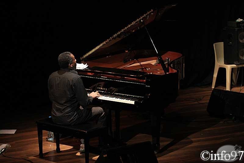 autour-du-piano2012-25.jpg