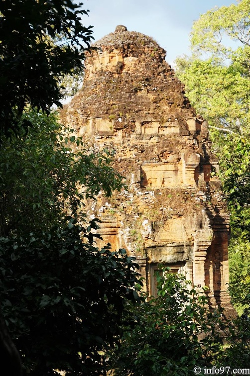 DSC04766angkor.jpg