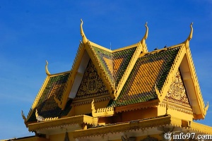 DSC04526musee-palais-phnompenh
