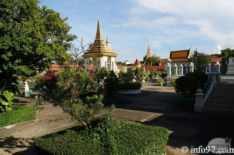 DSC04549musee-palais-phnompenh.jpg