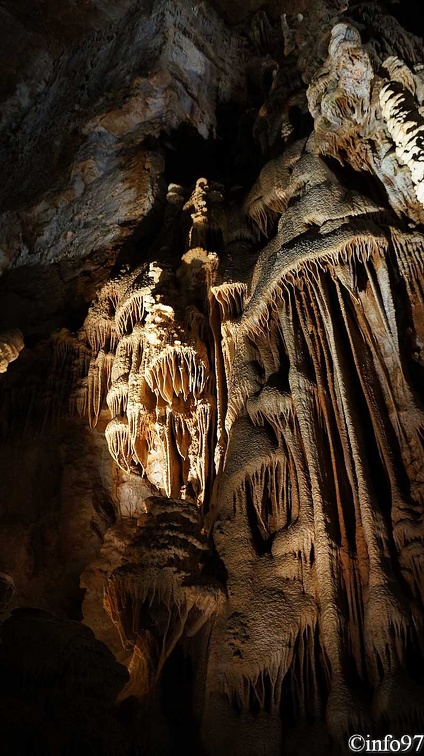 grotte-dargilan-14.jpg