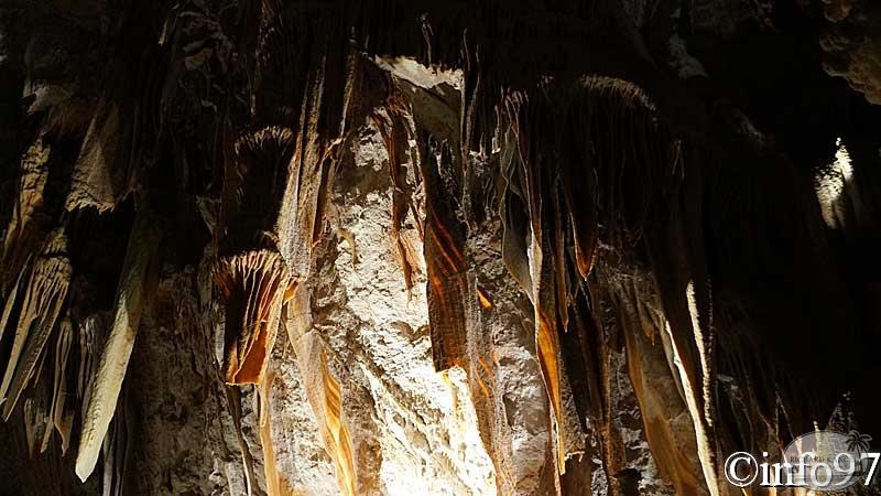 grotte-dargilan-17.jpg