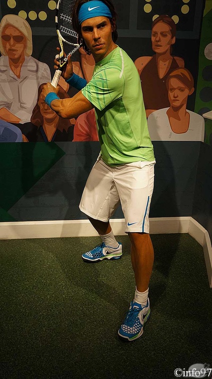 muse-madame-tussauds-31.jpg