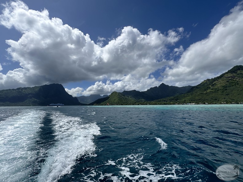 DJI_20251105_092859_534-Moorea.jpg
