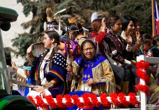 rodeo-parade-stampede
