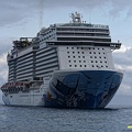 boat-caiman131.jpg