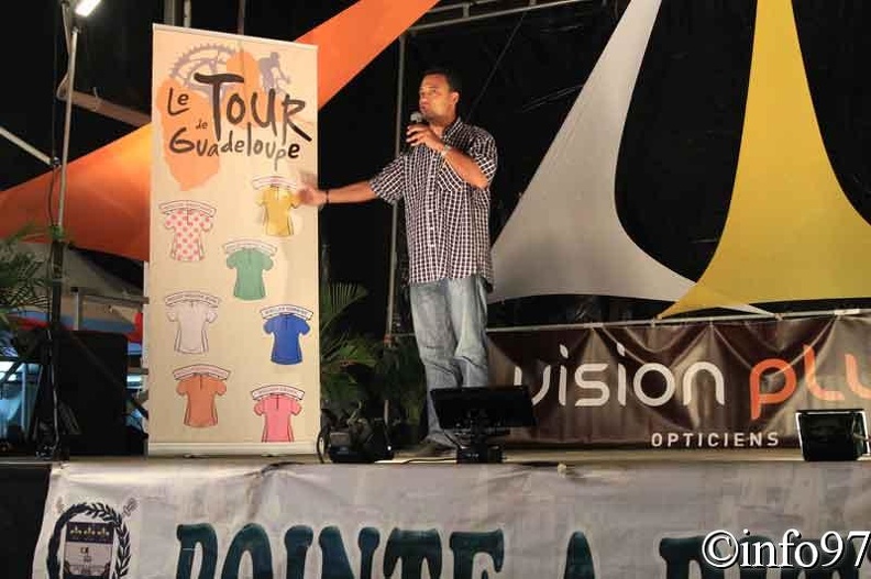 tour-presentation-2011-7.jpg