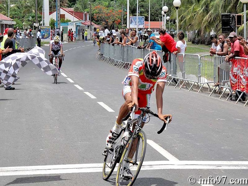 tour-cycliste-juniore-guadeloupe10.jpg