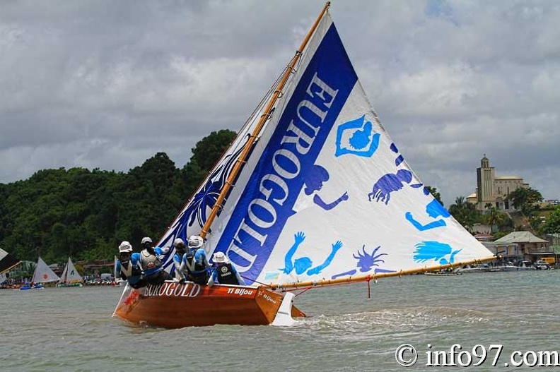 voile-traditionnelle-2013-30.jpg