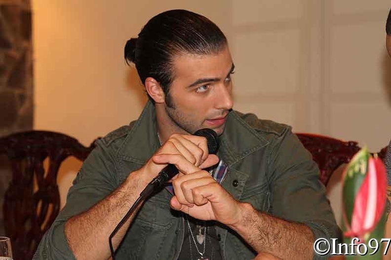 jencarlos-canela-1.jpg