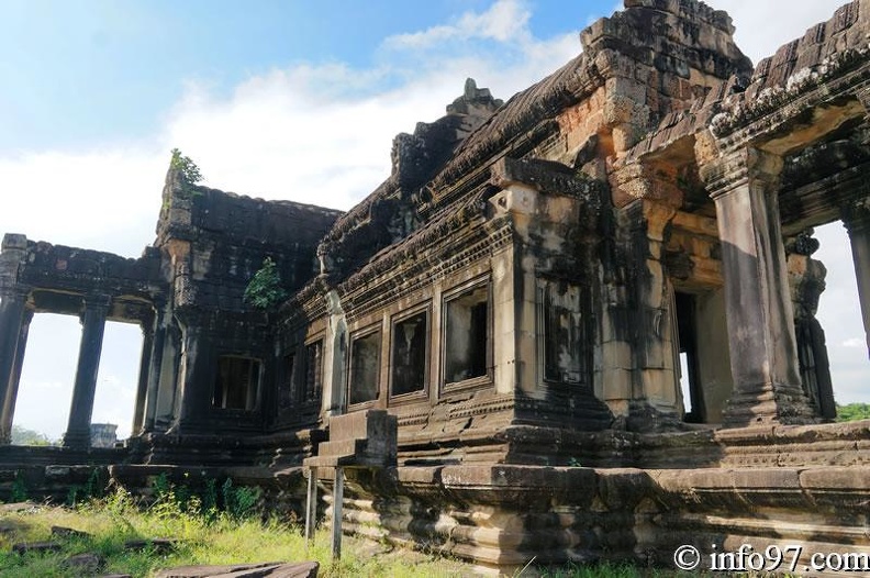 DSC05564temple-angkor-vat.jpg